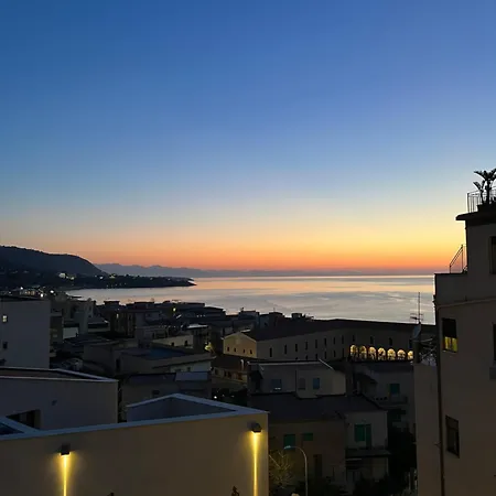 Window On The Sunset Appartement Cefalù